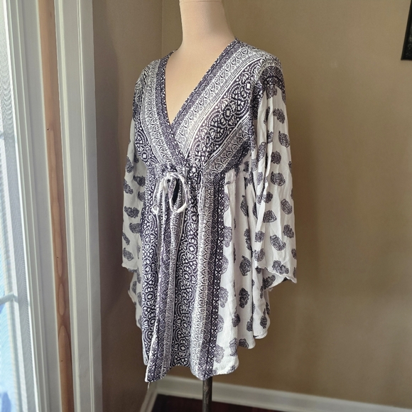 Angie Black & White Paisley Print Mini Kaftan Dress - Size S - Picture 2 of 8